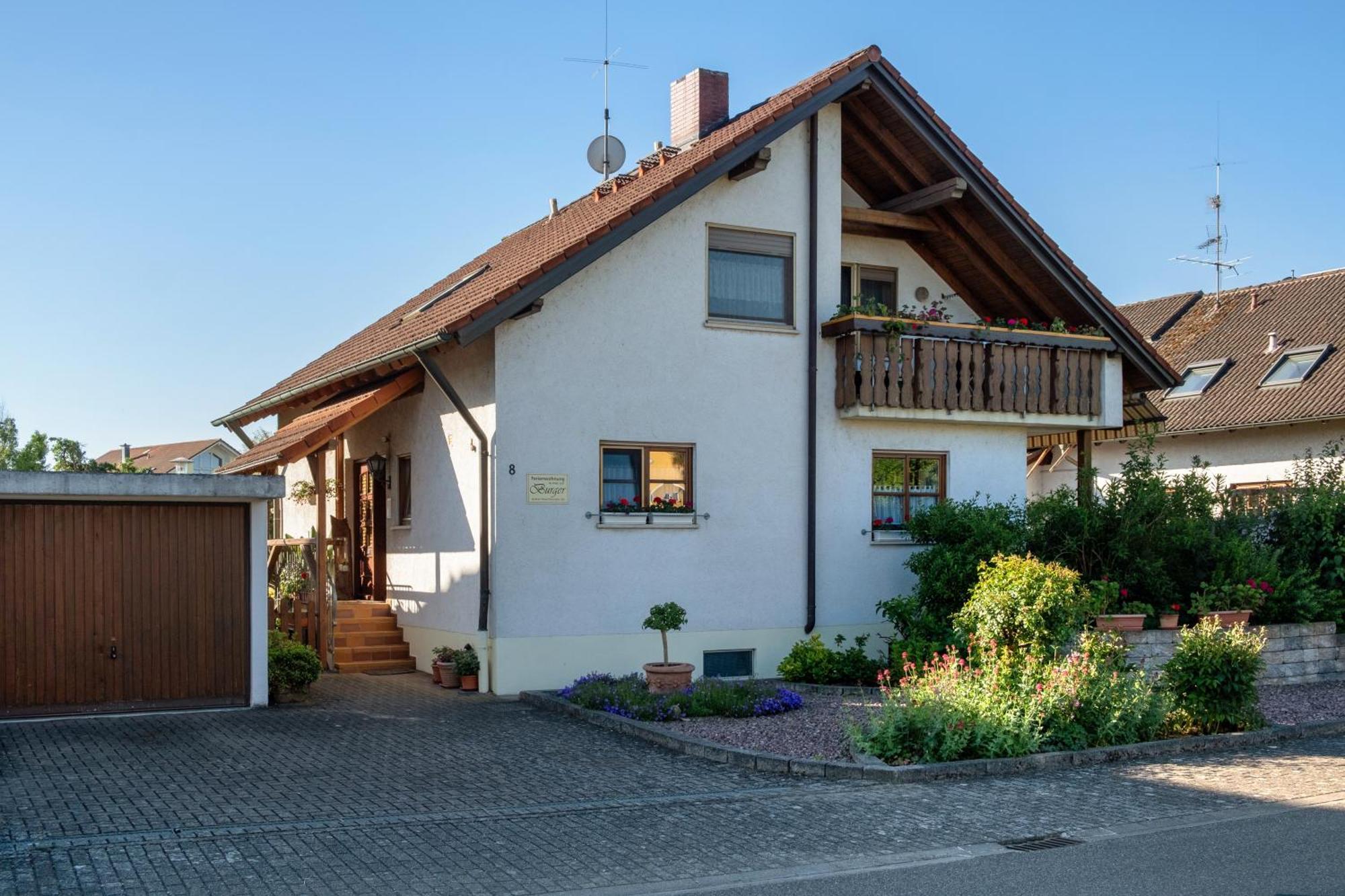 Ferienwohnung Burger Sasbach am Kaiserstuhl Bagian luar foto