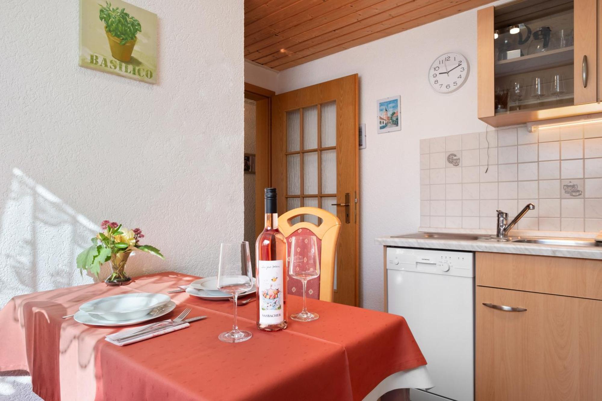 Ferienwohnung Burger Sasbach am Kaiserstuhl Bagian luar foto